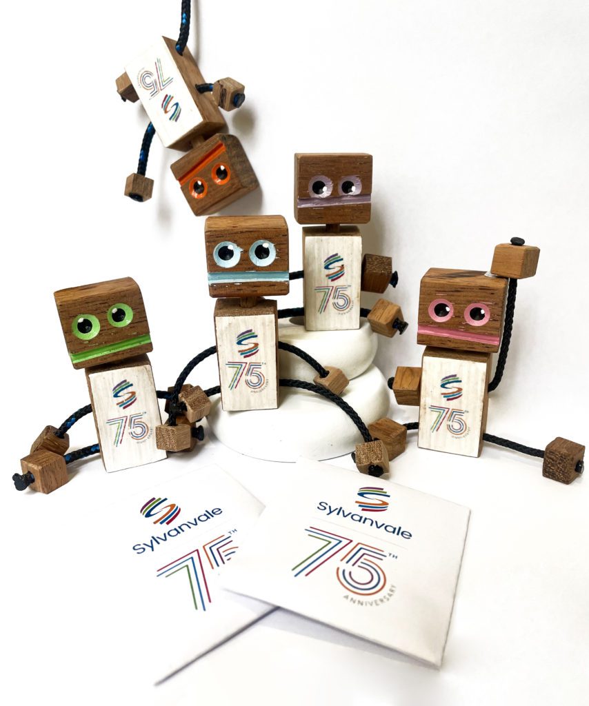 Special limited edition 75th Robots and seed packets